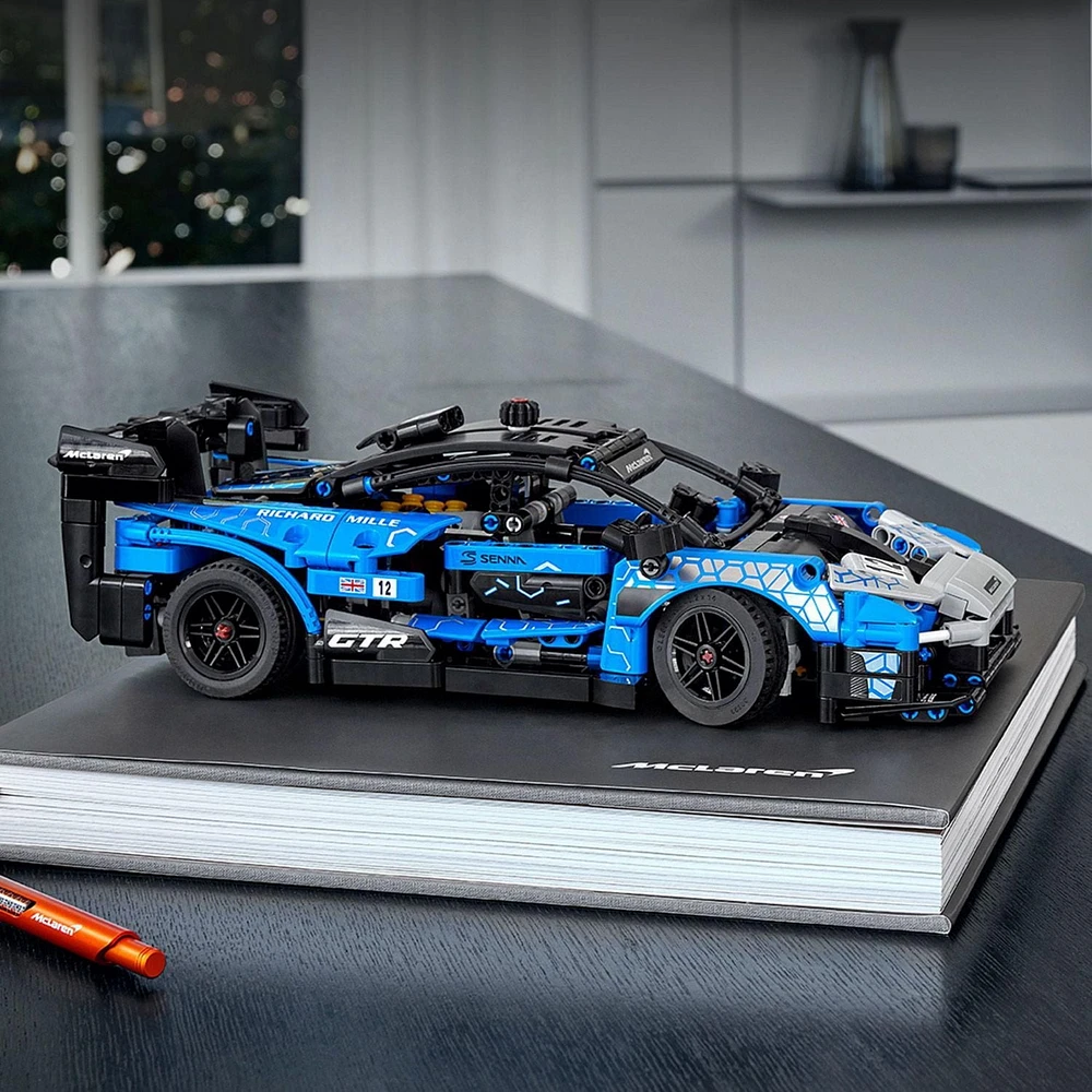 LEGO Technic McLaren Senna GTR 42123 Ensemble de construction de modèle (830 pièces)