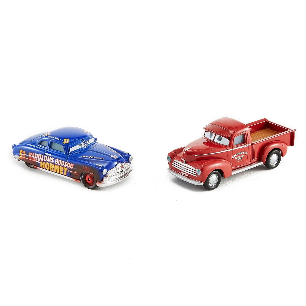Disney/Pixar Les Bagnoles 3 - Coffret de 2 véhicules en métal moulé sous pression - Smokey Jeune et Hudson Hornet Piste de Terre