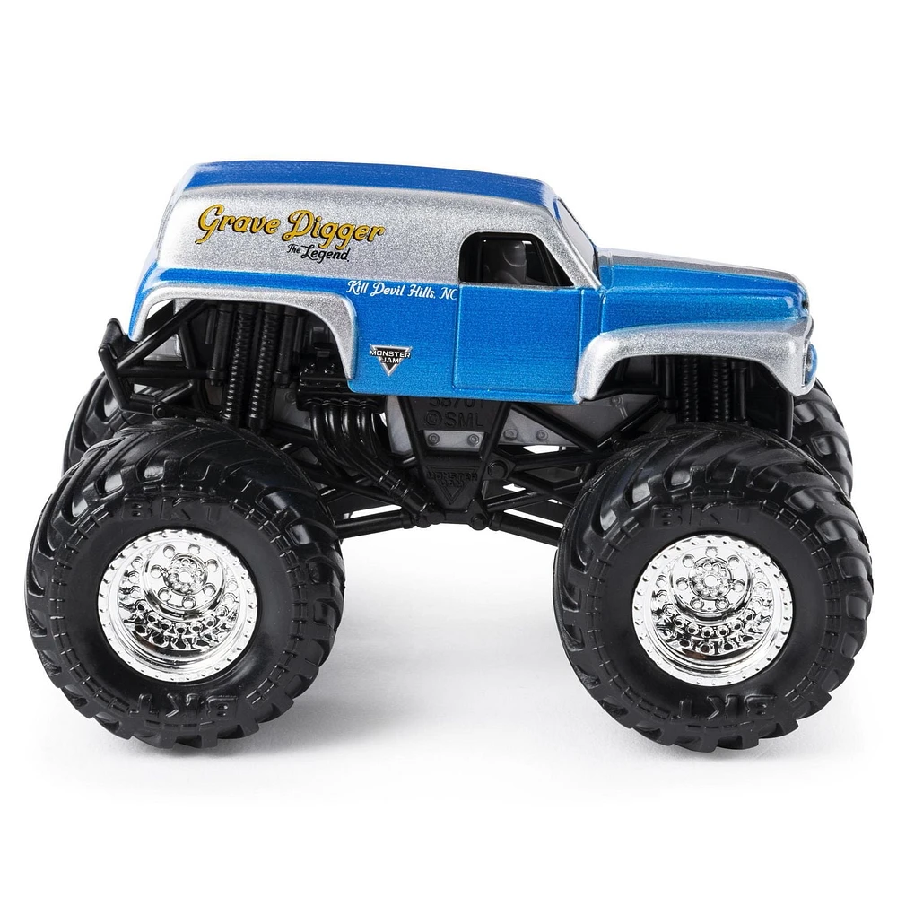 Monster Jam, Official Grave Digger Monster Truck, Die-Cast Vehicle, Retro Rebels Series, 1:64 Scale
