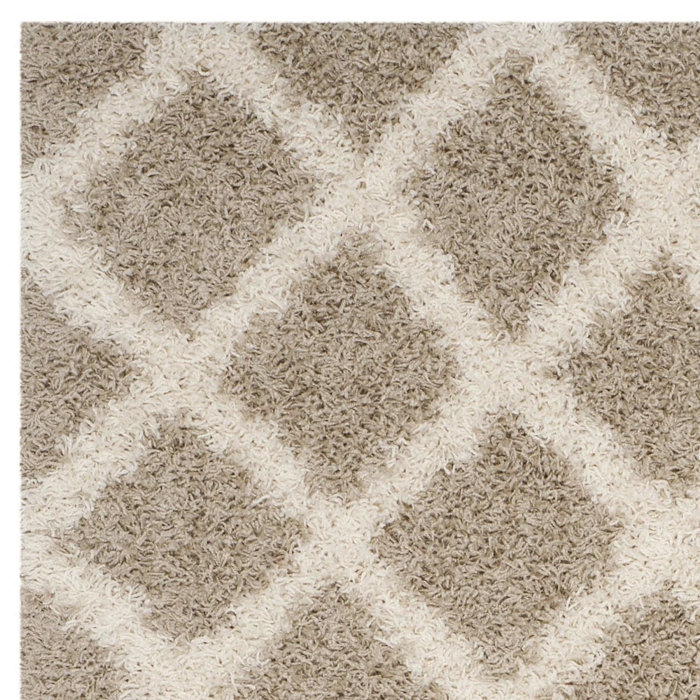 Safavieh Layla Tapis Géométrique Shag