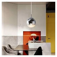 PENDENTIF GLOBE EN OR 16"