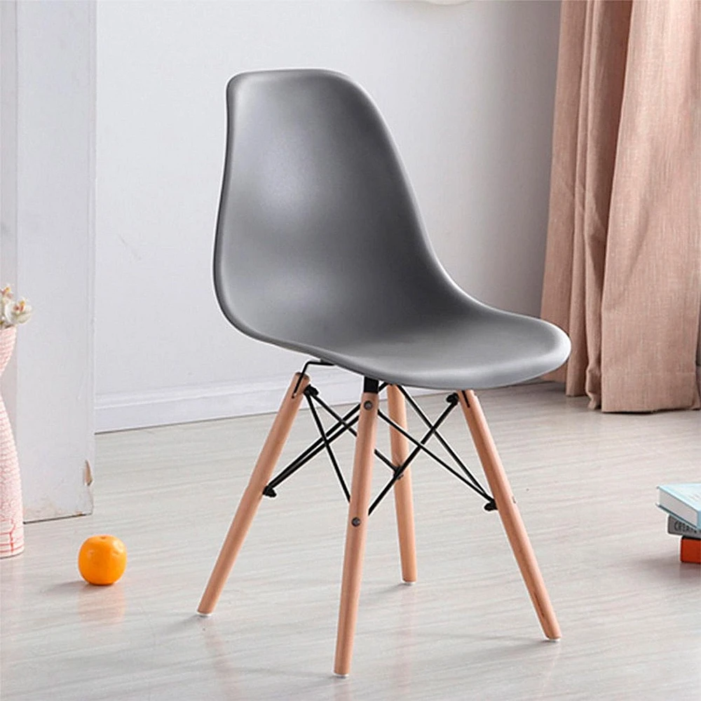 Chaise en bois gris de la collection Heavenly