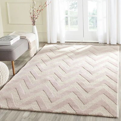 Safavieh Cambridge Kaitlyn Zig Zag Stripes Area Rug