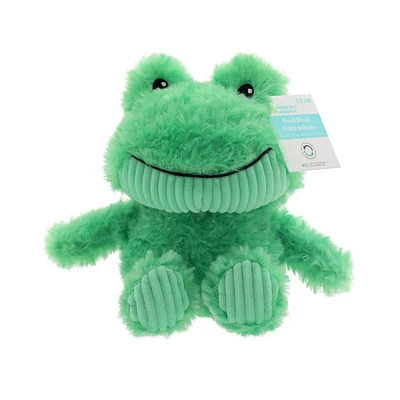 Façon de célébrer la petite grenouille de ferme en peluche
