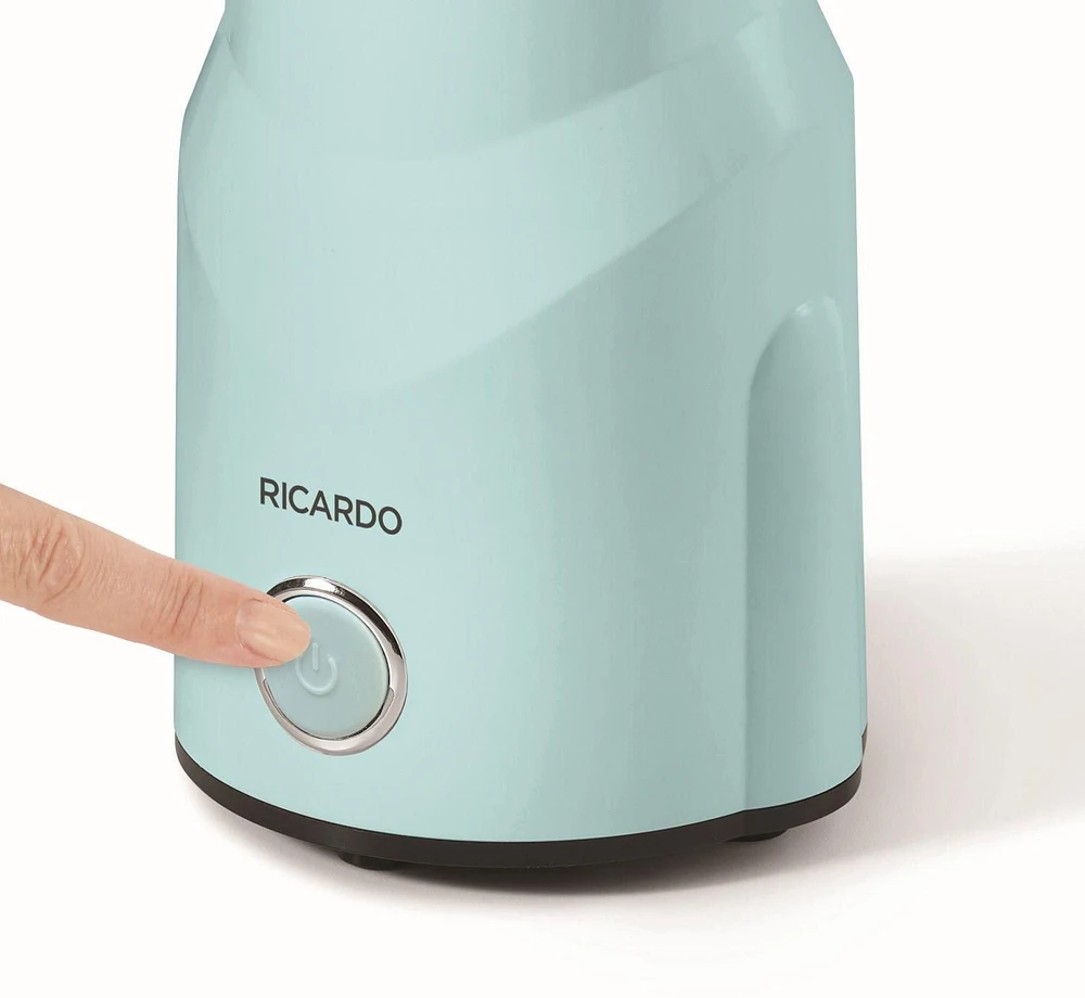 Ricardo Machine à maïs soufflé, Par Éclatement à l’Air Chaud, 12 Tasses en 3 Minutes, Fonctionnement à une Touche, Gobelet pour Beurre, 1200W, Sans Huile, Facile à Utiliser