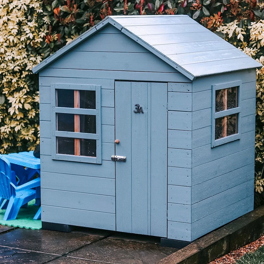 La petite cabane d'Evermeadow avec plancher