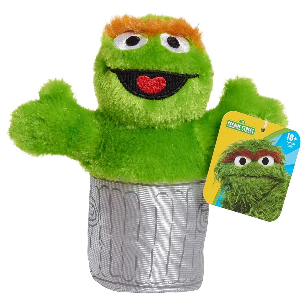Sesame Street Friends 8-inch Oscar, Sustainable Plush Stuffed Animal