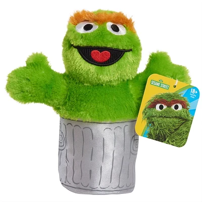Sesame Street Friends 8-inch Oscar, Sustainable Plush Stuffed Animal