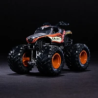 Monster Jam, Official Monster Mutt Rottweiller Monster Truck, Die-Cast Vehicle, Ruff Crowd Series, 1:64 Scale