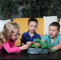 Goliath: Dino Crunch Game, Steal the hungry Dino's eggs!
