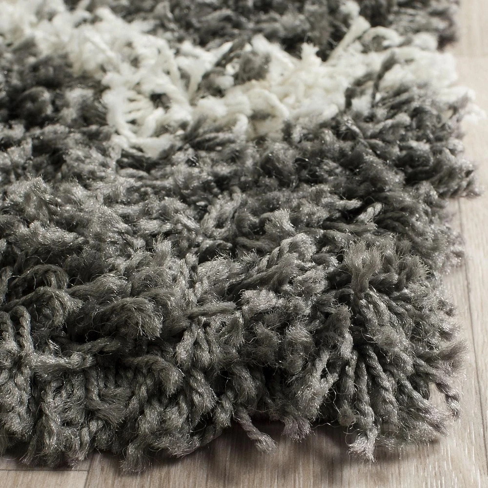 Safavieh Dallas Jerrie Tapis Géométrique Shag