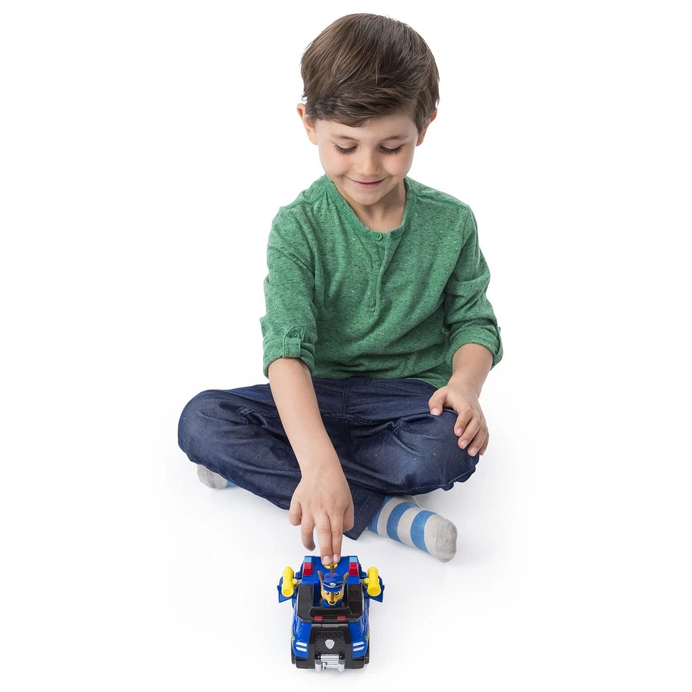 PAW Patrol – Voiture De Police Transformable De Chase Avec mégaphone déployable, à Partir De 3 Ans
