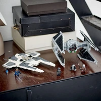 LEGO Star Wars Le chasseur Fang mandalorien contre l'Intercepteur TIE 75348 Ensemble de construction (957 pièces) Comprend 957 pièces, 9+ ans