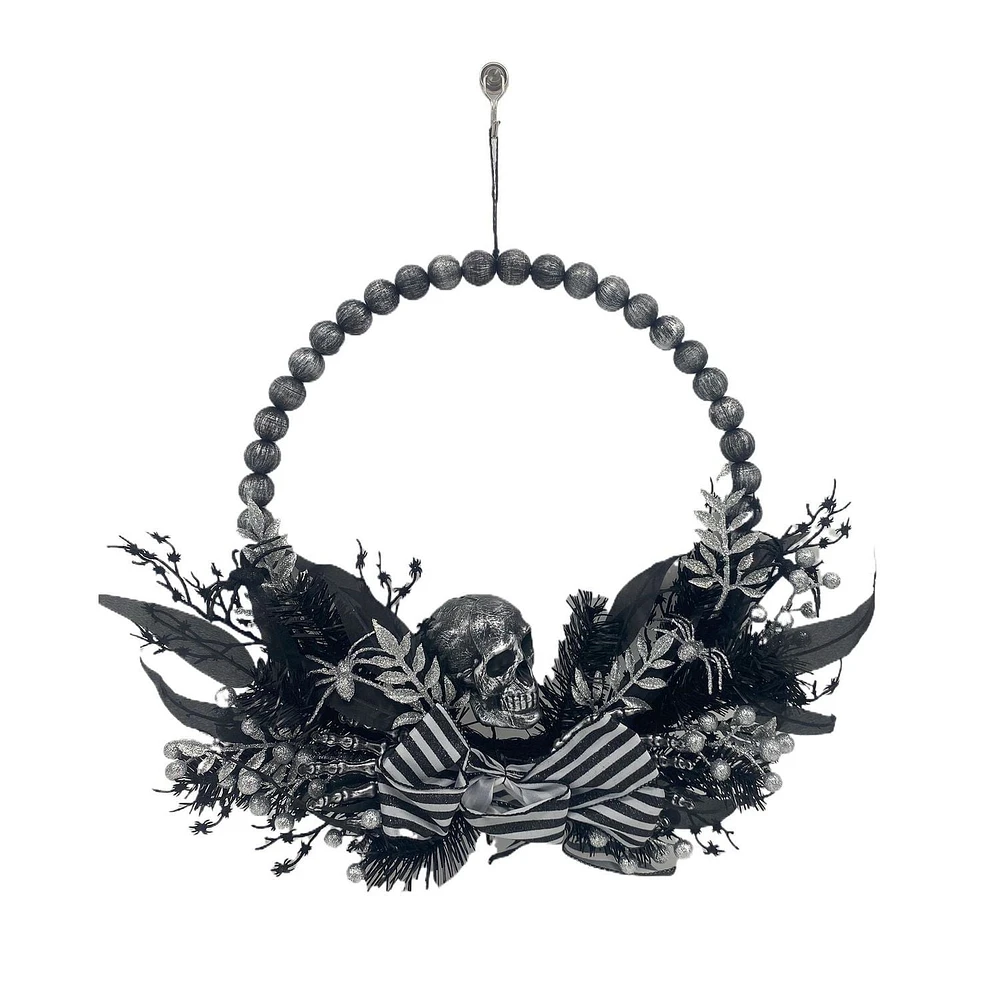 SLIVER SKULL WREATH