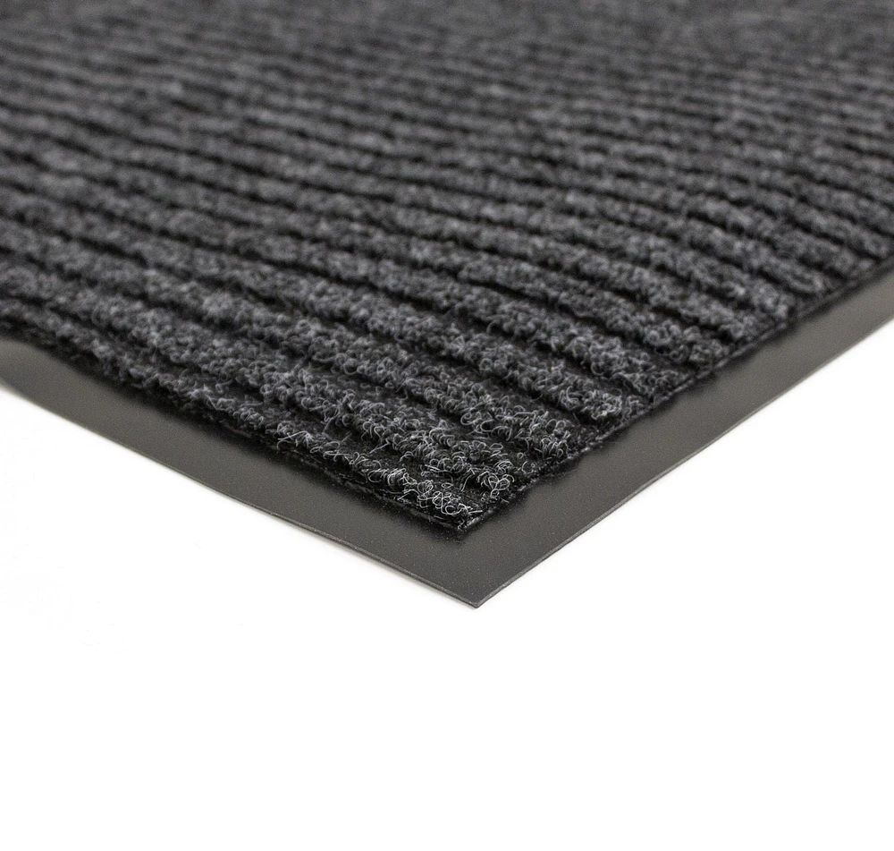 Paillasson de 4 pi x 6 pi Platinum Needlepunch Charcoal avec endos en vinyle 4pi x 6 pi intérieur/extérieur