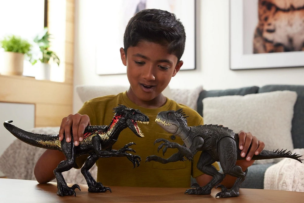 Jurassic World  Blessures Suprêmes  Indoraptor, lumières et sons Âges 4Y+