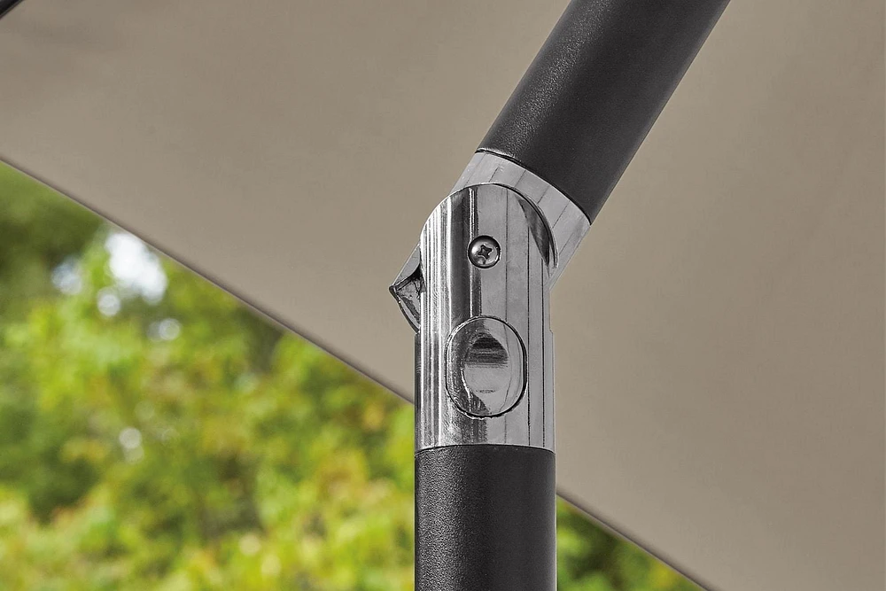 Parasol de marché rond pour patio de 2,7 m HOMETRENDS