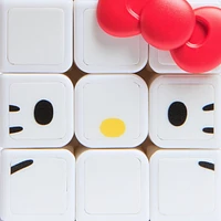 Rubik's Cube, Hello Kitty Cuber, résolution de problèmes difficiles, casse-tête à collectionner, jouet à manipuler Sanrio Hello Kitty, pour adultes et enfants à partir de 8 ans Rubik's Jeux de société
