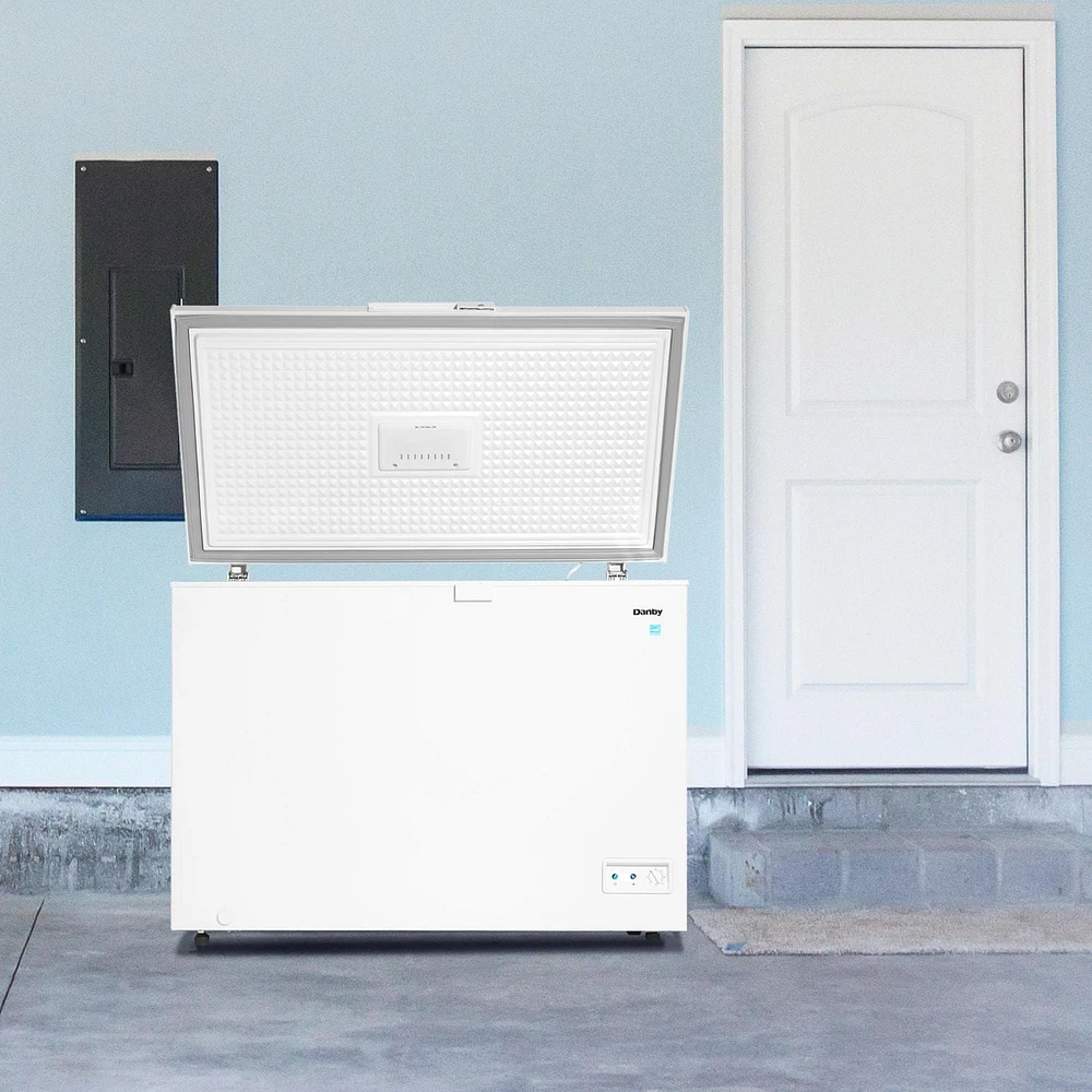 Danby DCF100A5WDB 10.00 cu. ft. Chest Freezer in White