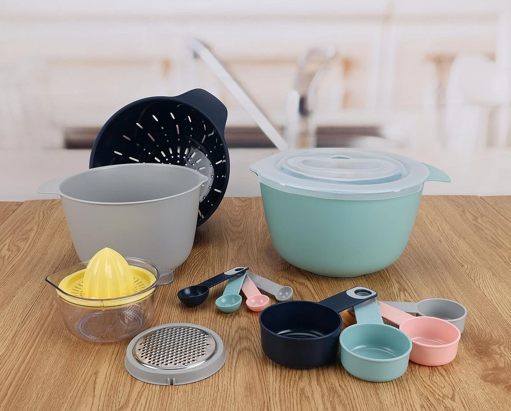 Ensemble de gadgets en plastique multicolore 17 pièces Mainstays Ensemble de 17 pièces