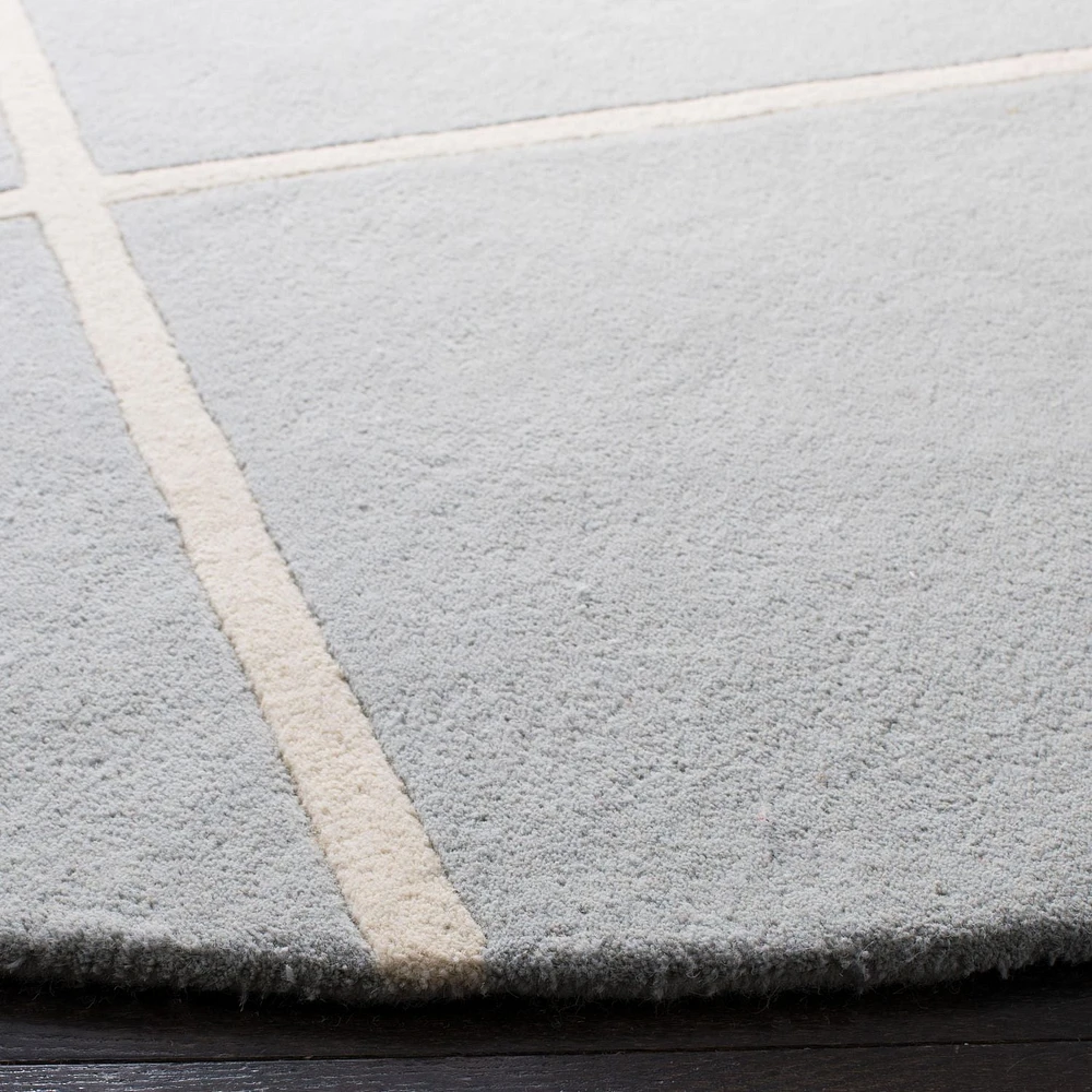 Safavieh Chatham Isaac Geometric Diamonds Area Rug