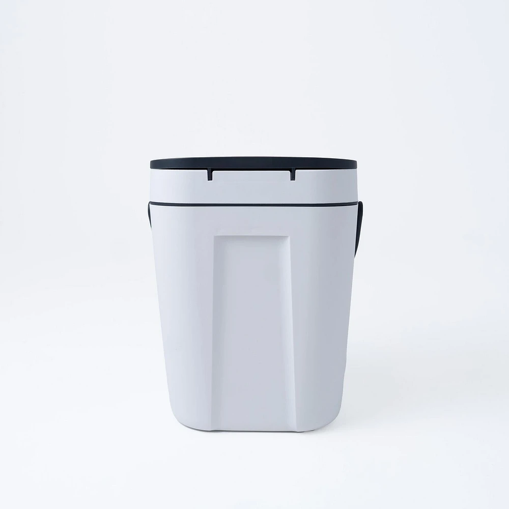 Mistral® Bac à compost ICan® 8.5L Bac à compost avec entonnoir intégré