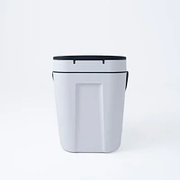 Mistral® Bac à compost ICan® 8.5L Bac à compost avec entonnoir intégré