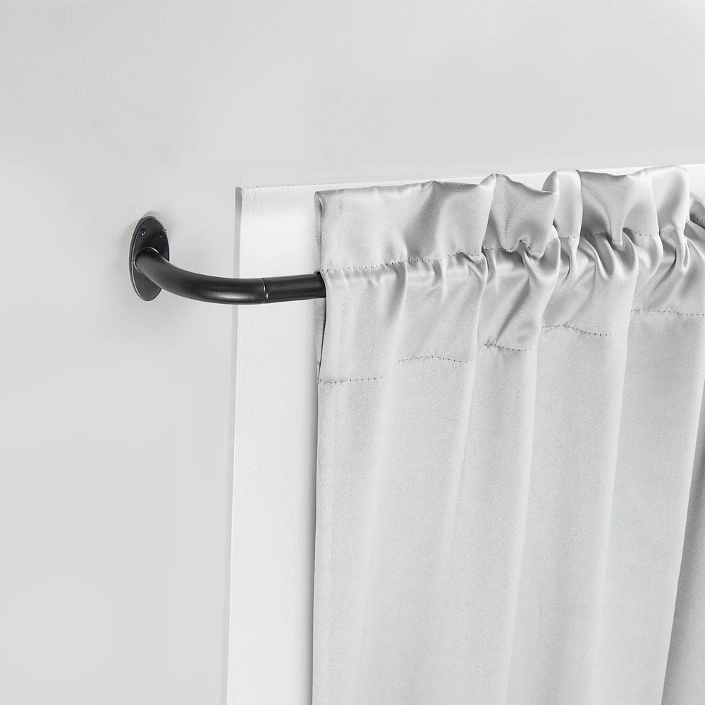La tringle enveloppante Lunar Zane Fast Fit à installation facile et occultation complète 5/8 po (1,27 cm) En plusieurs couleurs