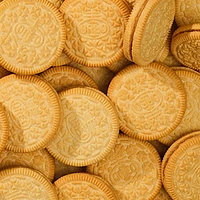 OREO Golden Vanilla Sandwich Cookies, Family Size, 439 g