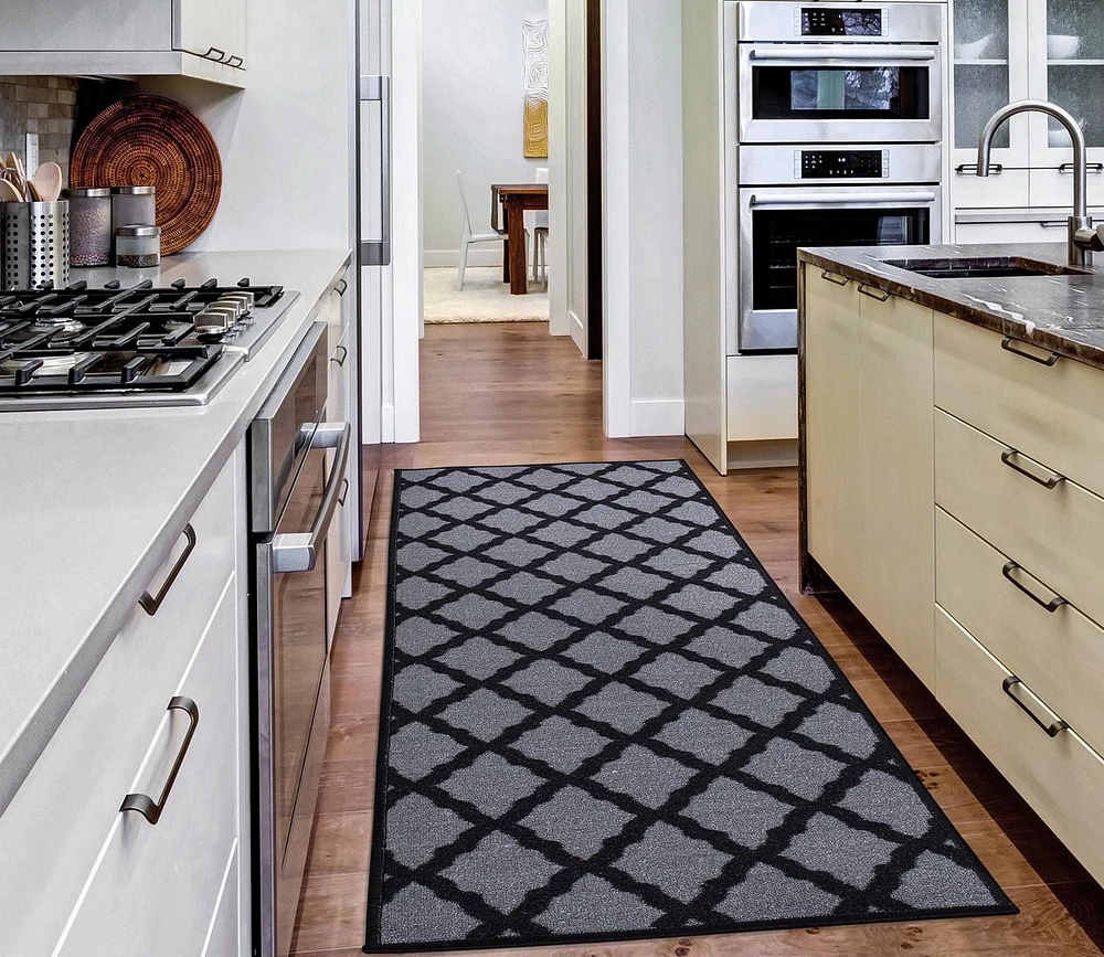 Tapis élégant à motif de treillis à sous-couche en caoutchouc de la collection Glamour