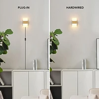 Applique murale enfichable ou fixe Elowen à une ampoule à DEL intégrée de 19 W avec abat-jour en acrylique givré