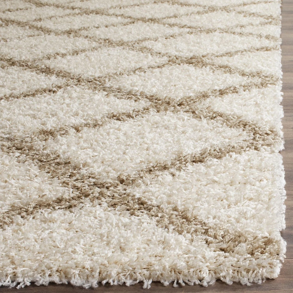 Safavieh Dallas Jerrie Tapis Géométrique Shag