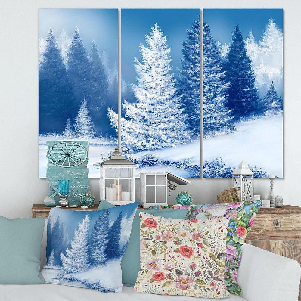 Designart Forêt d'épicéas onirique avec des arbres couverts de neige Art mural sur toile