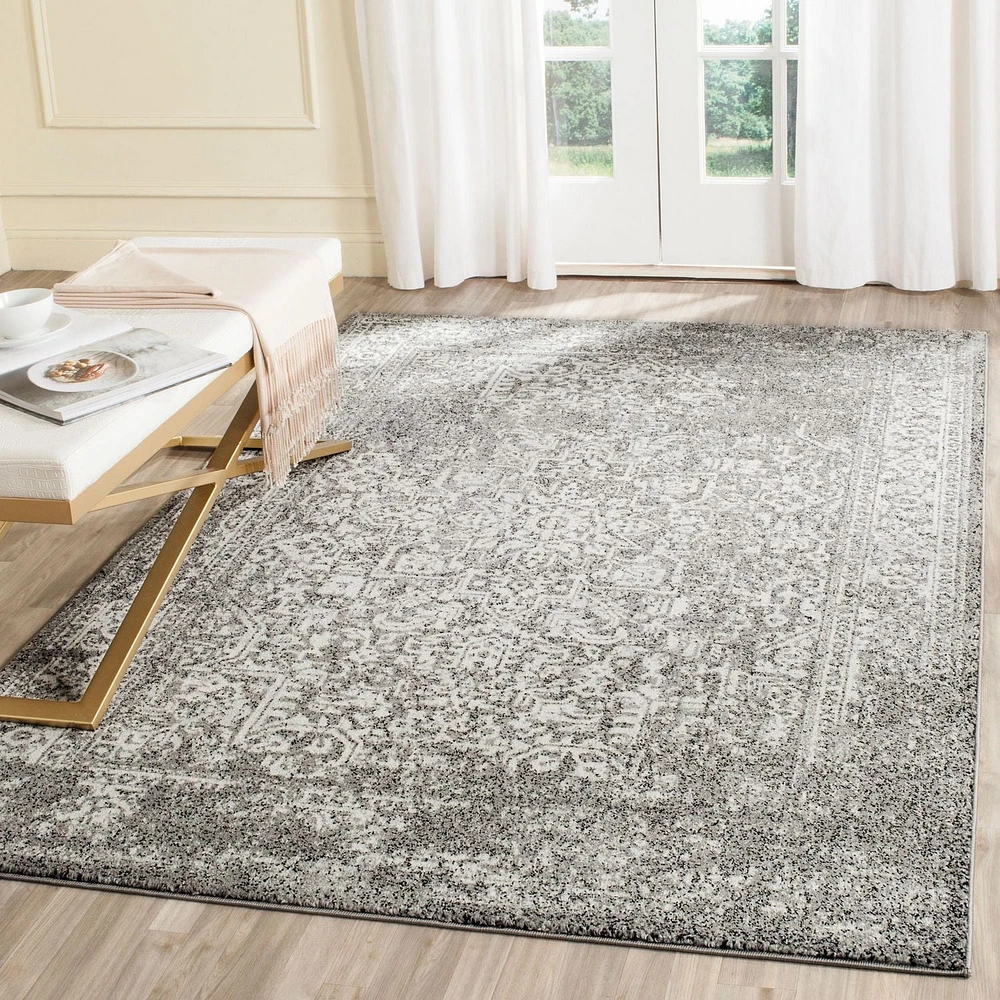 Safavieh Evoke Trena Traditional Area Rug