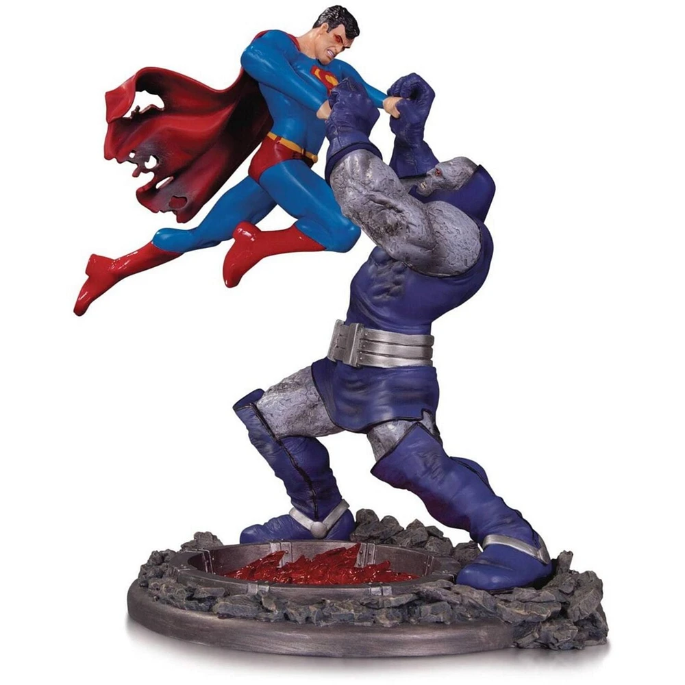 STATUE DE BATAILLE SUPER SUPER SUPER SUR DARK DE LA TROISIÈME ÉDITION