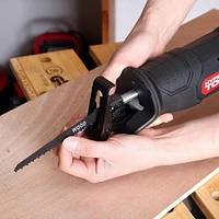 HYPER TOUGH 20-VOLT MAX TROUSSE TRIO D'OUTILS AU LITHIUM-ION Tension nominale: 20V MAX