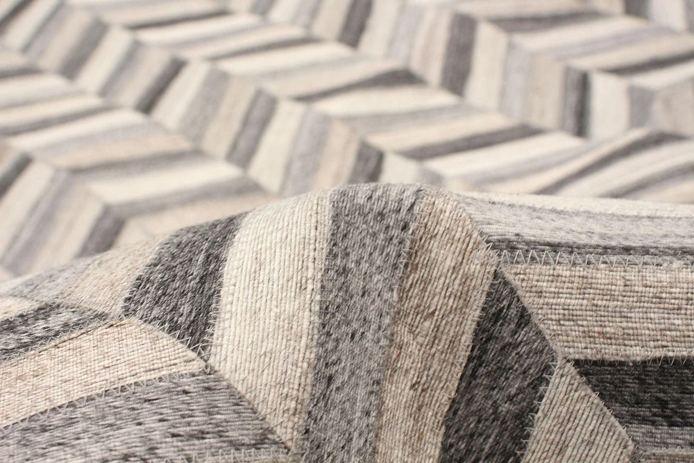 ECARPETGALLERY 5'2" x 8'0" Transitional Río Handmade Area Rug for Living Room, Dining Room and Bedroom in Grey