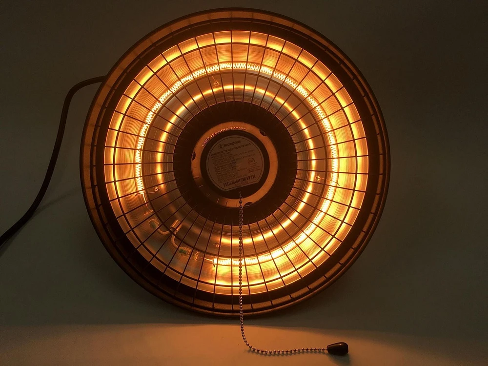 Westinghouse WES31-1520C Chaufferette Électrique Infra-rouge d'extérieure Suspendue avec finition en poudre noire