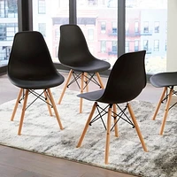 Chaise Eiffel en bois noir de la collection Heavenly