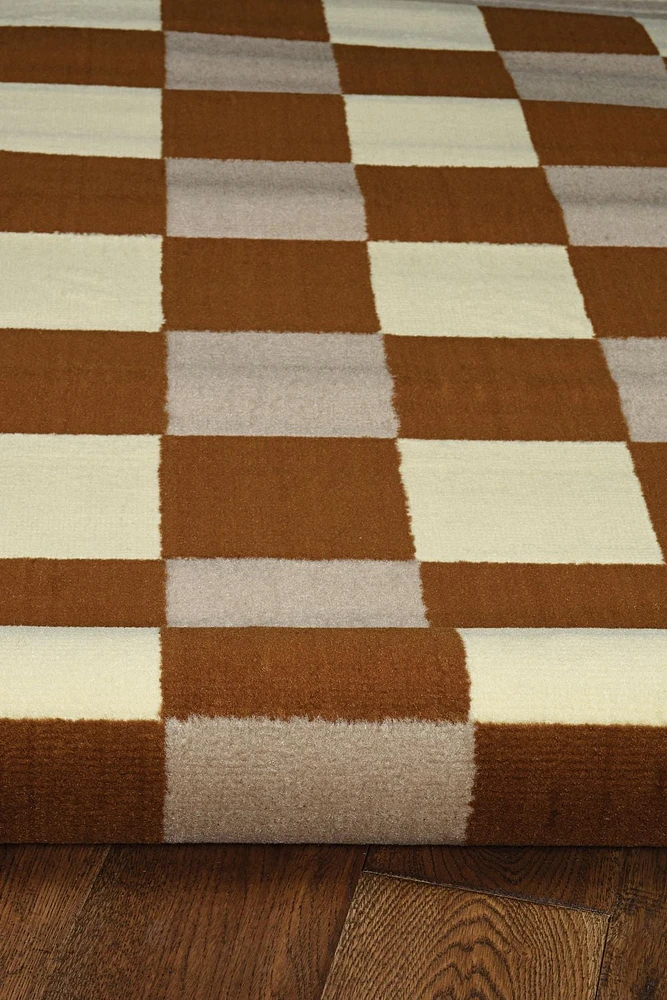 Tapis Capri à Carreaux Buffle beige & blanc de 4 pi 3 po x 7 pi 3 po