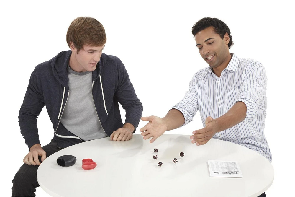 YAHTZEE classique À partir de 8 ans