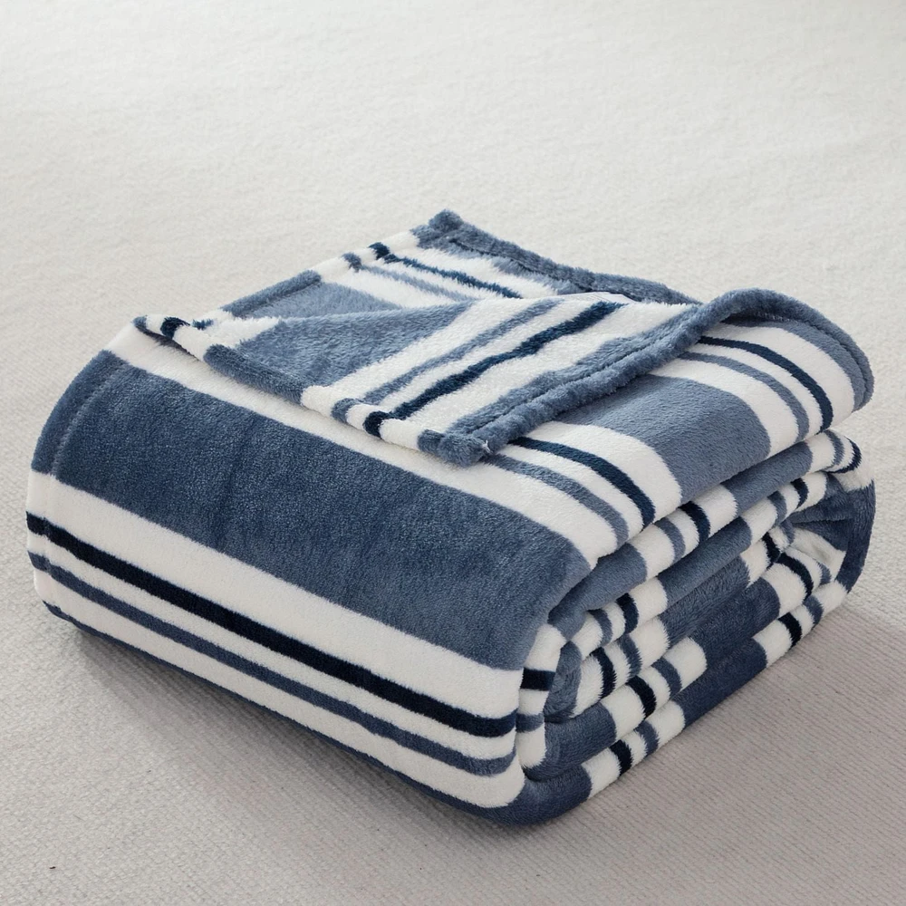 Mainstays Plush Blanket, Size: Twin - King
