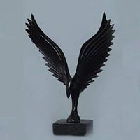 Sculpture d'aigle élégante pour décoration intérieure Meubles canadiens