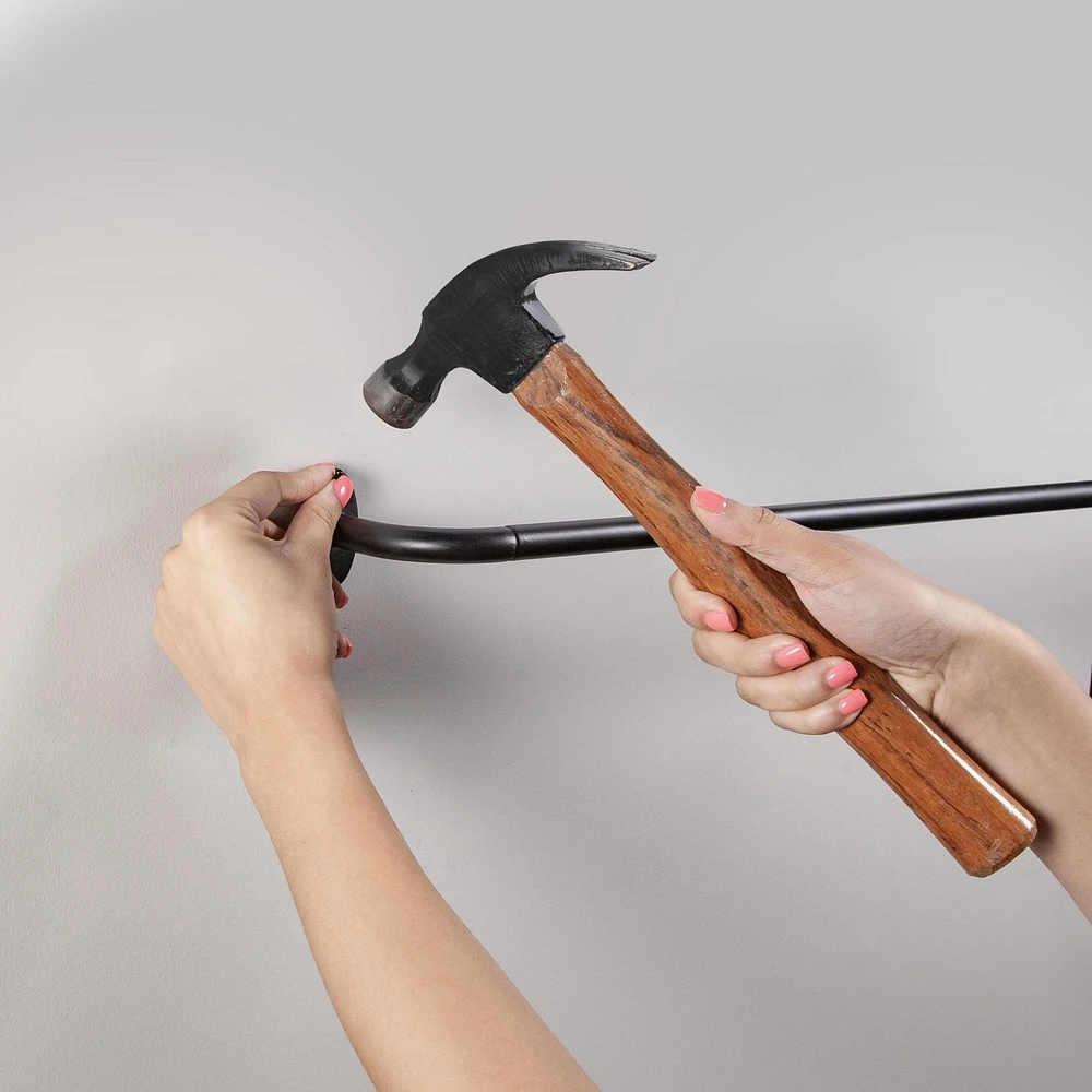 La tringle enveloppante Lunar Zane Fast Fit à installation facile et occultation complète 5/8 po (1,27 cm) En plusieurs couleurs