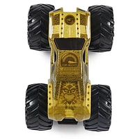 Monster Jam, Official Max D Monster Truck, Die-Cast Vehicle, 1:64 Scale, Kids Toys for Boys Ages 3 and up