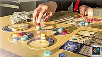Asmodee - Next Move - AZUL-DUEL - Bilingual Board Game English/French - 2 players - Ages 10 and up
