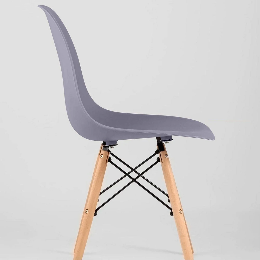 Chaise en bois gris de la collection Heavenly