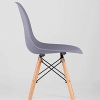 Chaise en bois gris de la collection Heavenly