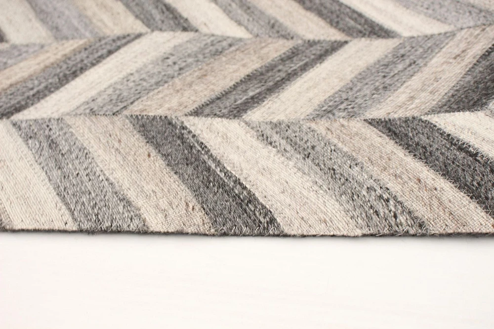 ECARPETGALLERY 5'2" x 8'0" Transitional Río Handmade Area Rug for Living Room, Dining Room and Bedroom in Grey