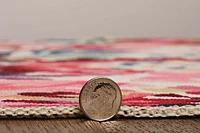 Tapis d'appoint lavable Julian 3 pi x 5 pi framboise et ivoire